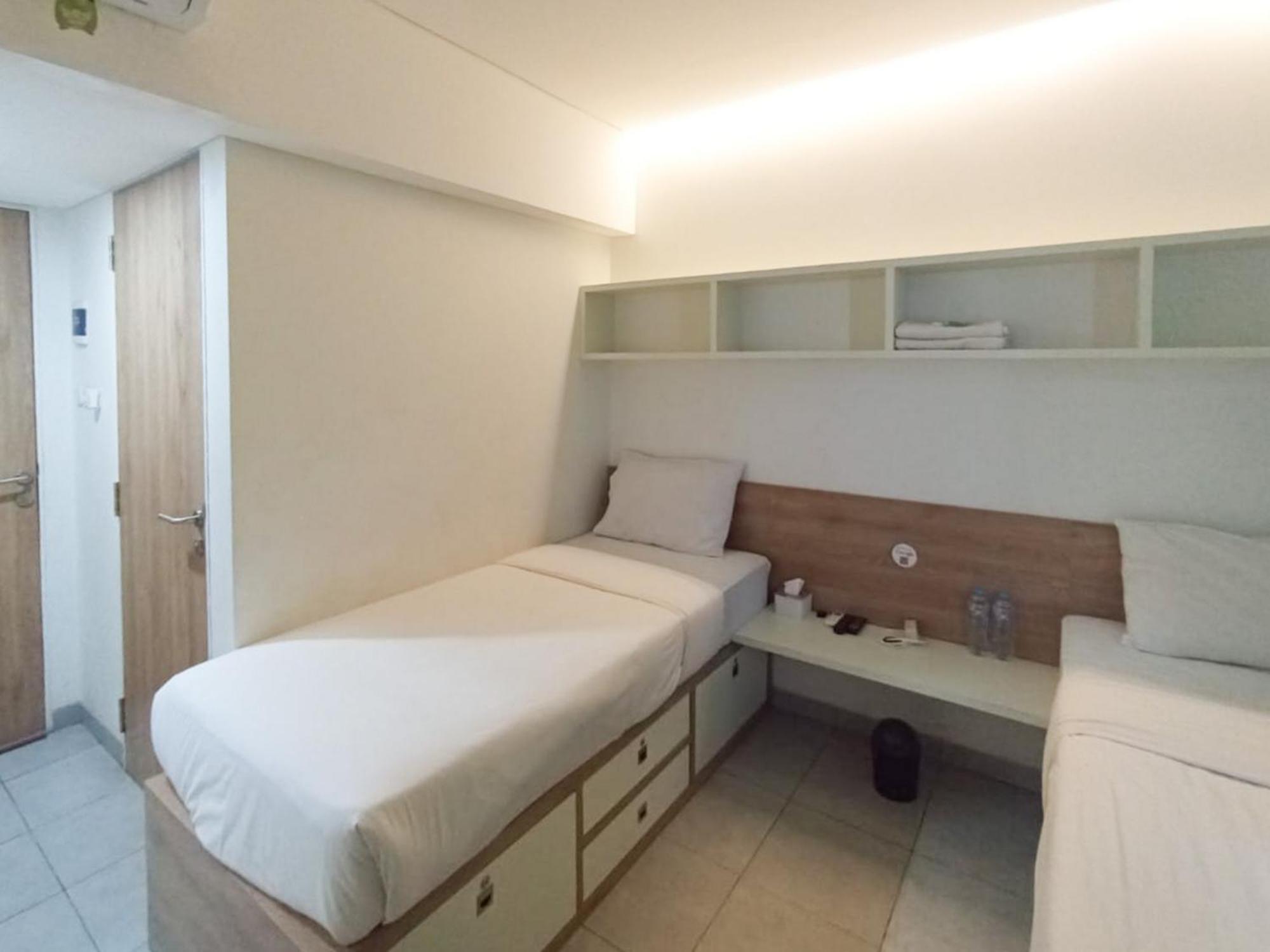 Hotel Ofo Kost Premium Kampung Inggris Pare Syariah Mitra Reddoorz Exterior foto